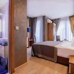 Kavalali Aparthotel 4*