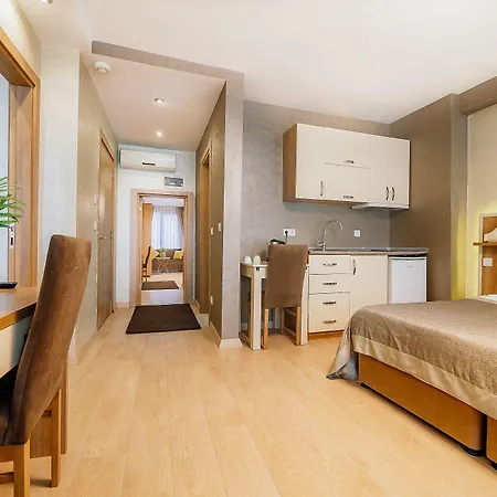 Kavalali Apartahotel 4*
