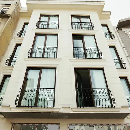 Aparthotel Kavalali 3*
