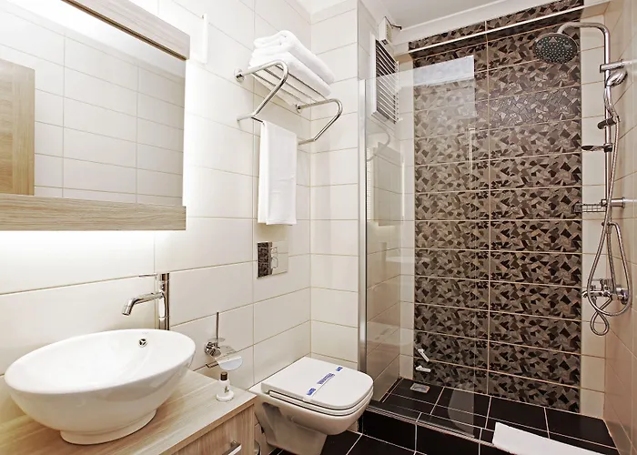 アパートホテル Kavalali 4*