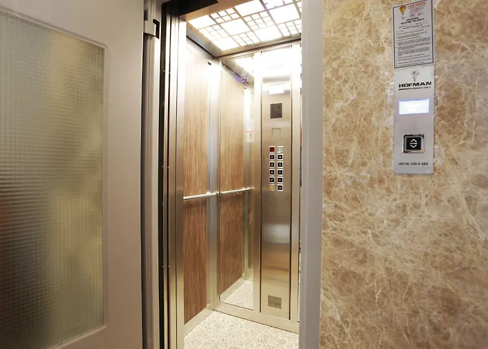 Kavalali アパートホテル 4*